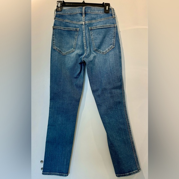 Gap High Rise Vintage Slim Jeans - Picture 2 of 8